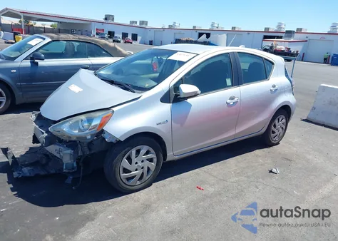 2015 Toyota Prius C Two из США, поврежденный, VIN JTDKDTB35F1111992